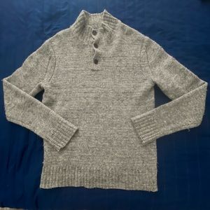 Men’s Large Grey Gap Turtleneck Sweater with 3 Buttons